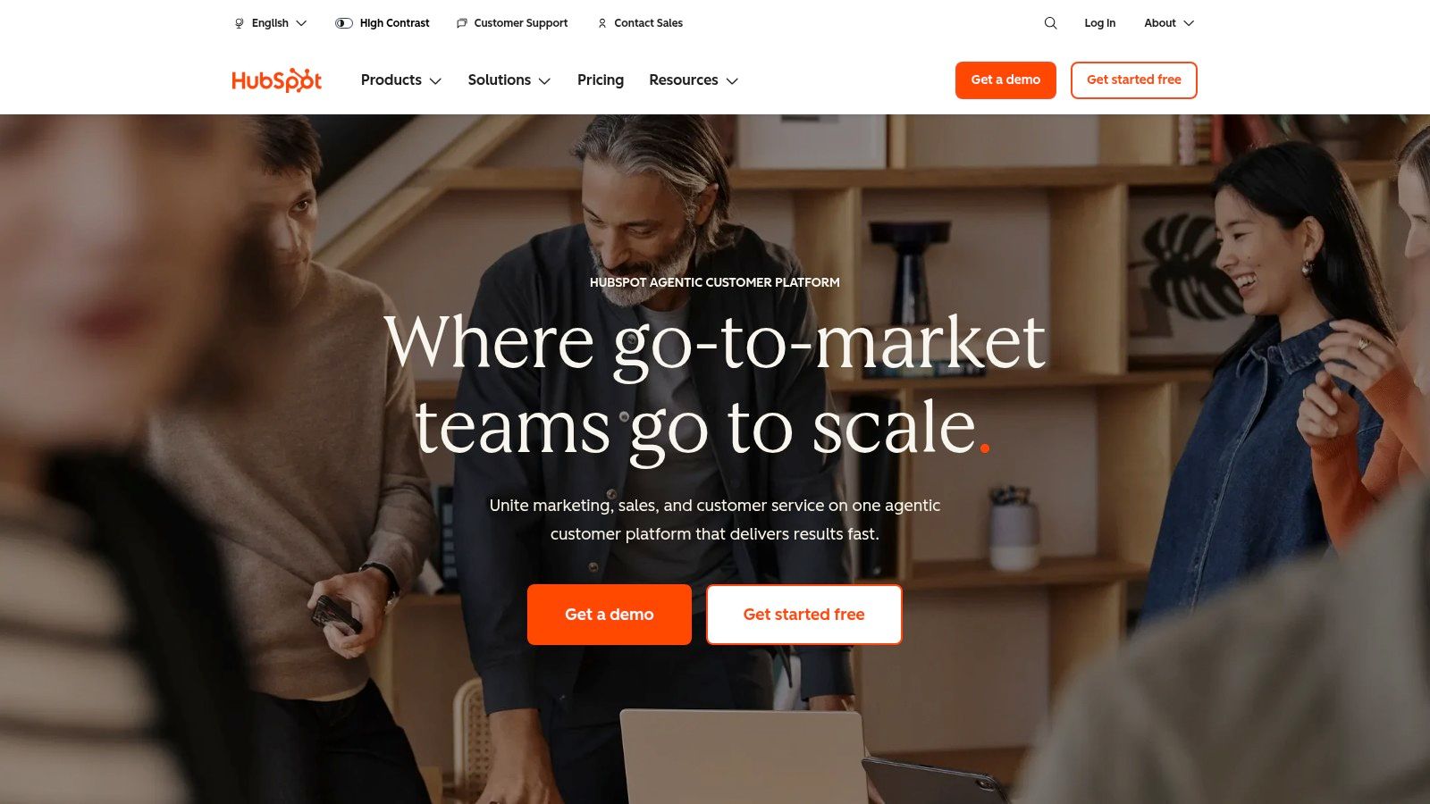 HubSpot Customer Platform (Smart CRM)